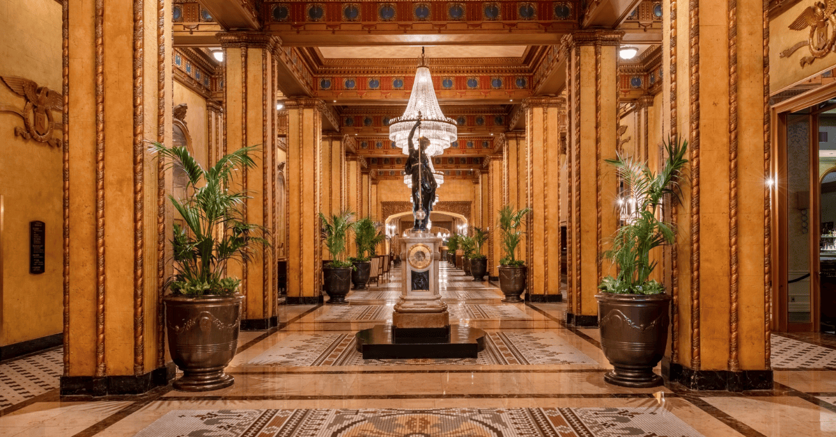 GroupSync | New Orleans for Group Travel | Lobby of The Roosevelt New Orleans Hotel 