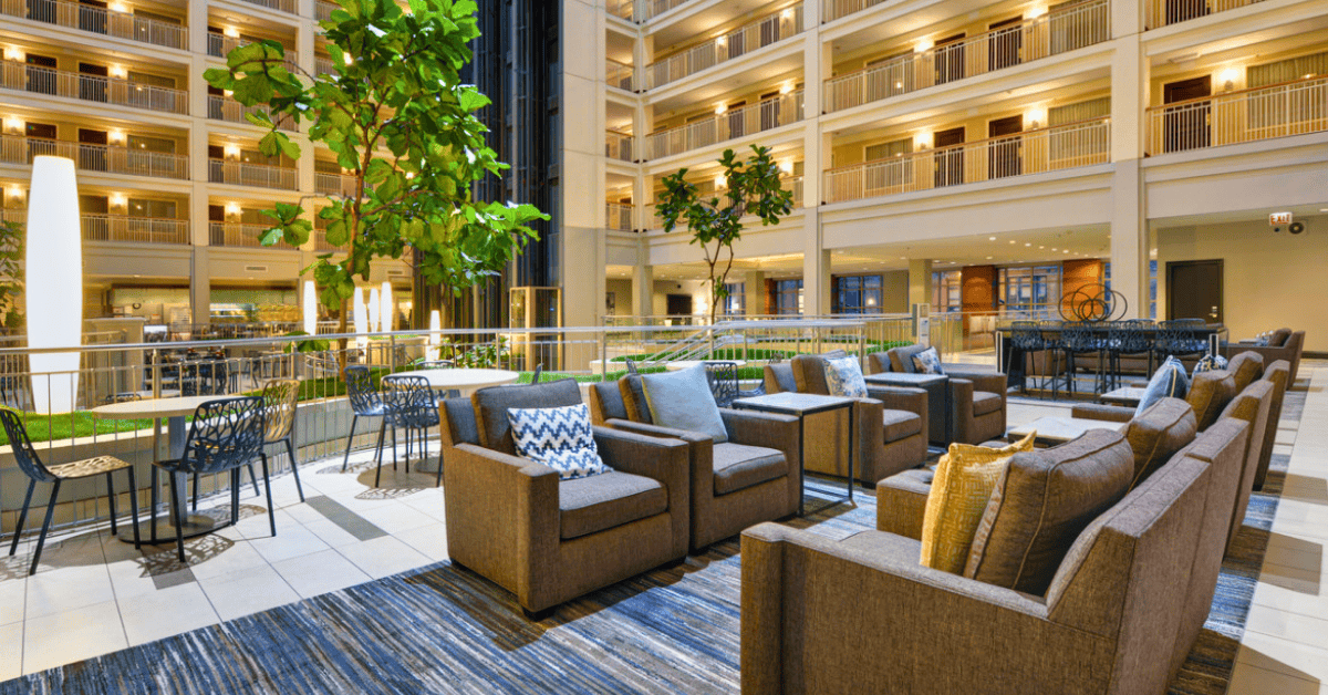Embassy Suites by Hilton Chicago Downtown River North