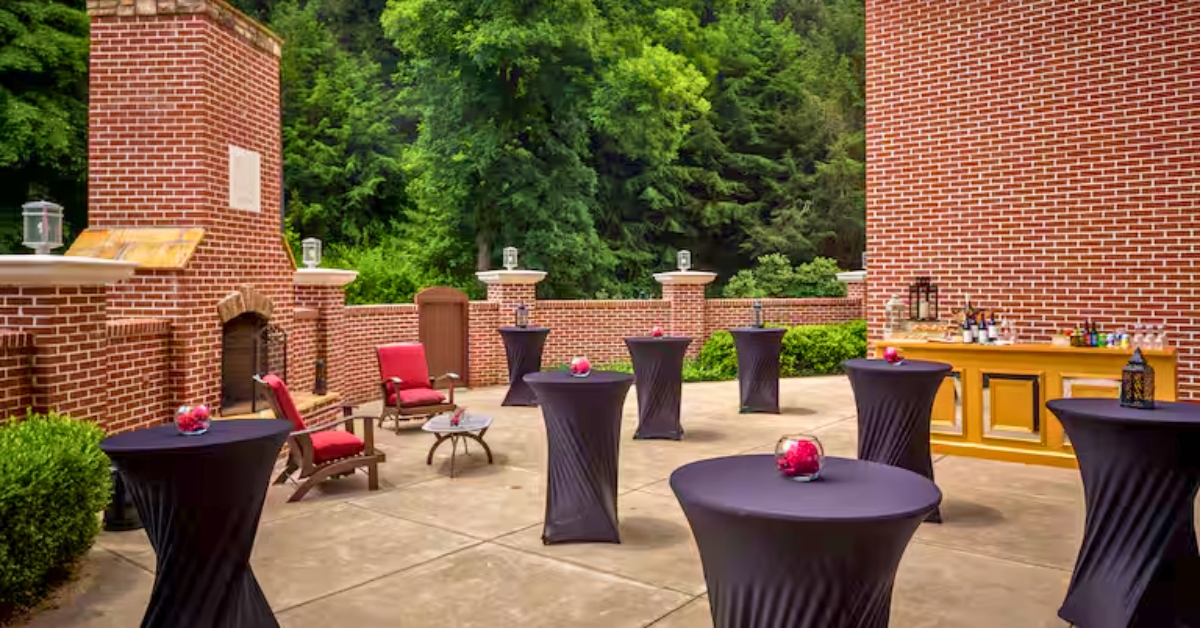 DoubleTree by Hilton Asheville-Biltmore